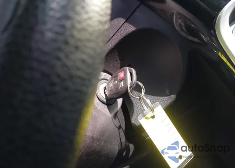 2018 Toyota Corolla Le z USA, uszkodzony, nr VIN 2T1BURHE3JC002771